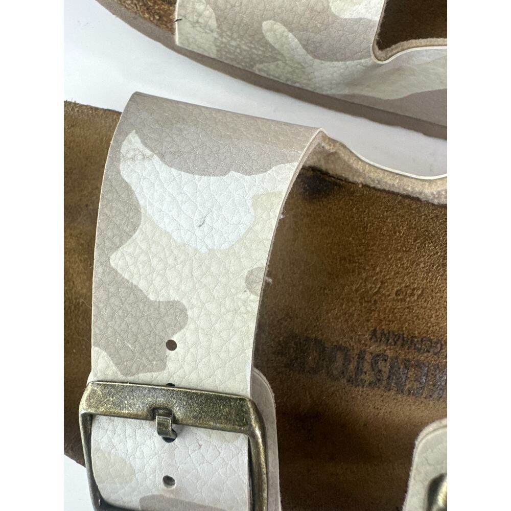Birkenstock Arizona Slide Sandals 2 Strap Buckle Men's 5 Women's 7 Camo Leather - Picture 11 of 16